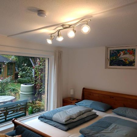 Ruhige, Gemuetliche 1-Zimmer Gartenwohnung Fuer 2 Erwachsene Любек Экстерьер фото