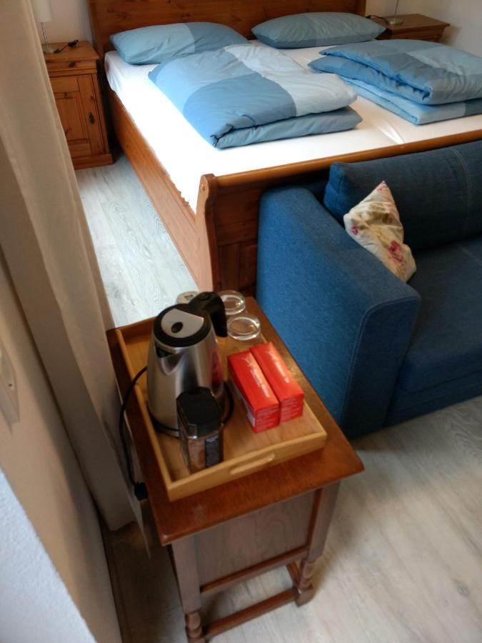 Ruhige, Gemuetliche 1-Zimmer Gartenwohnung Fuer 2 Erwachsene Любек Экстерьер фото