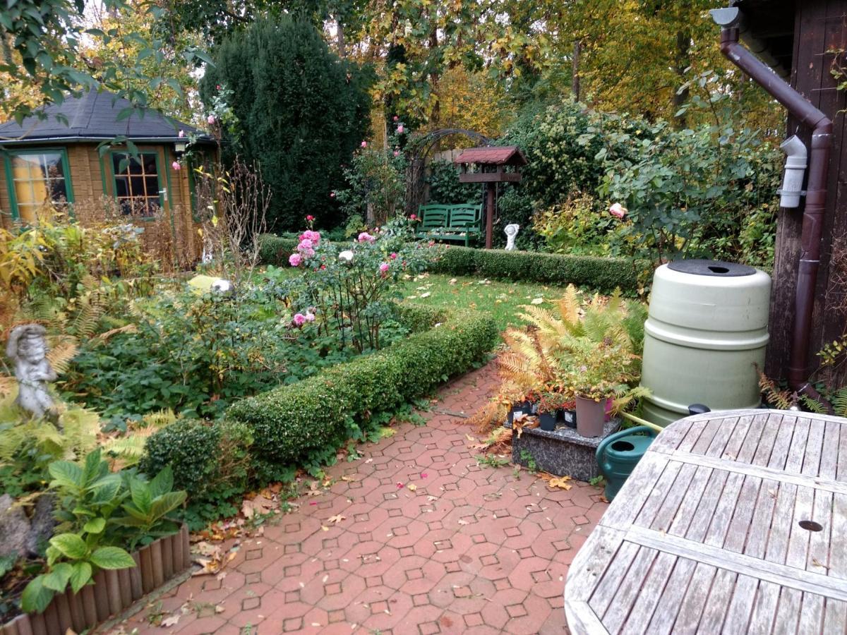 Ruhige, Gemuetliche 1-Zimmer Gartenwohnung Fuer 2 Erwachsene Любек Экстерьер фото