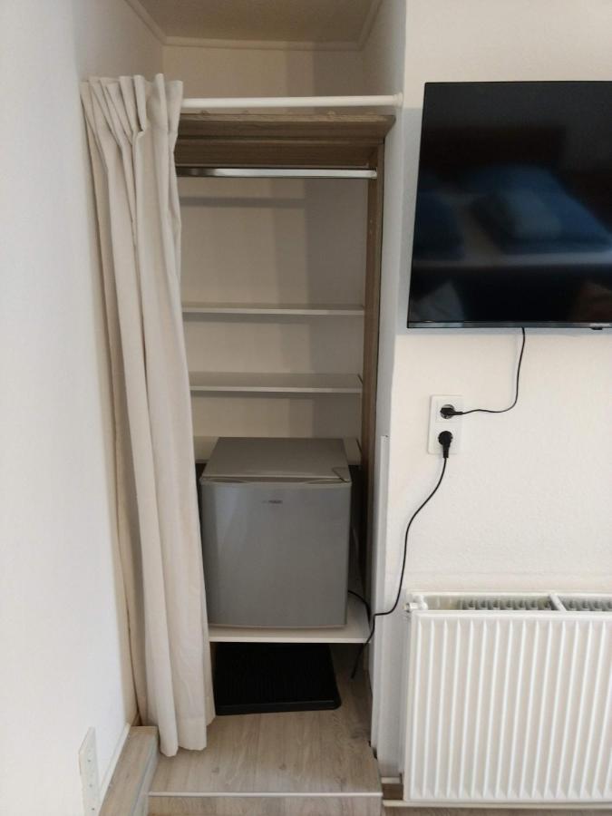 Ruhige, Gemuetliche 1-Zimmer Gartenwohnung Fuer 2 Erwachsene Любек Экстерьер фото